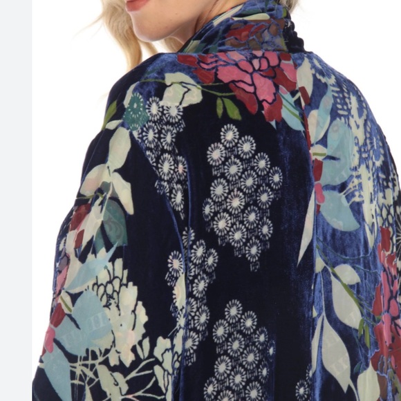 Johnny Was velvet SIERRA BURNOUT HEART KIMONO NWT RARE - Picture 9 of 16